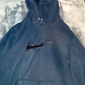 2000s black nike hoodie carpet patch logo